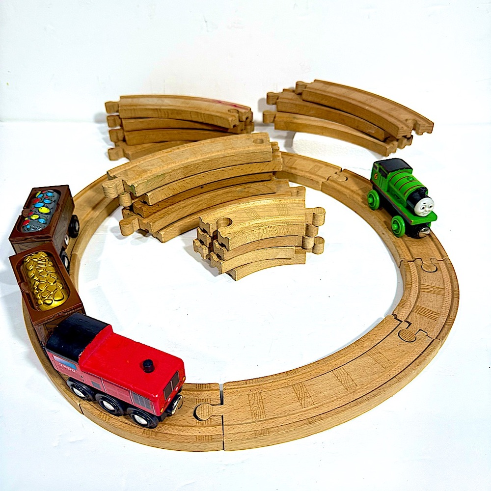 24 Vintage Thomas the Train & Friends Wooden Lg & Sm Curved Tracks Pretend Play